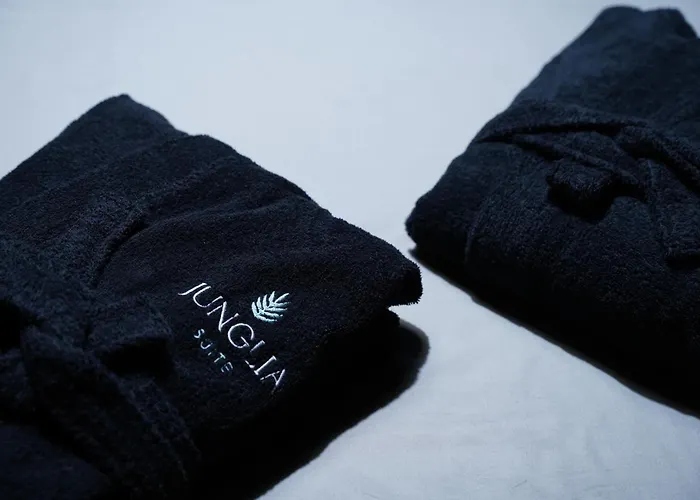 Junglia Suite - Spa & Cine